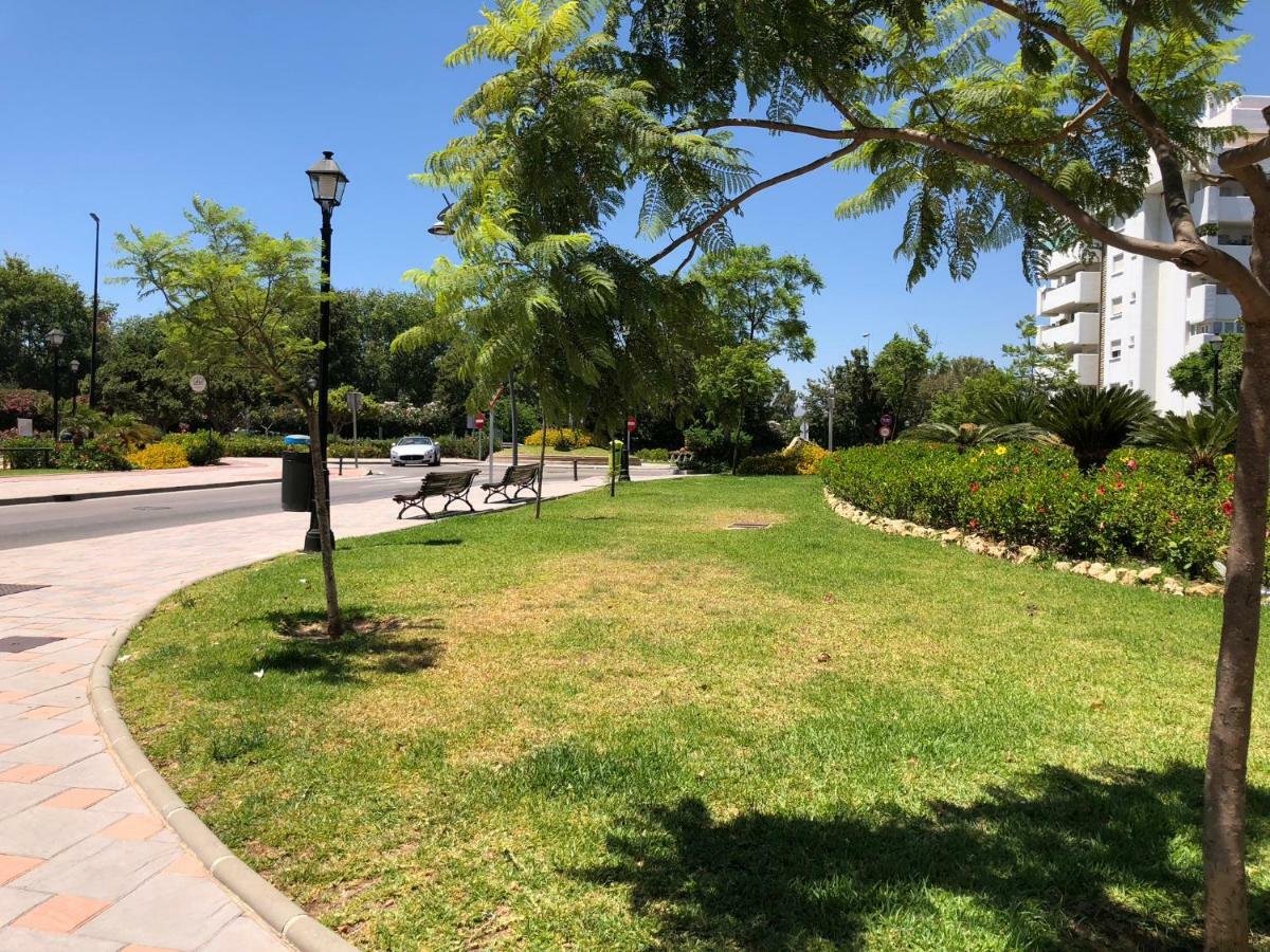Rentcostadelsol Fuengirola Dona Sofia B Exterior photo